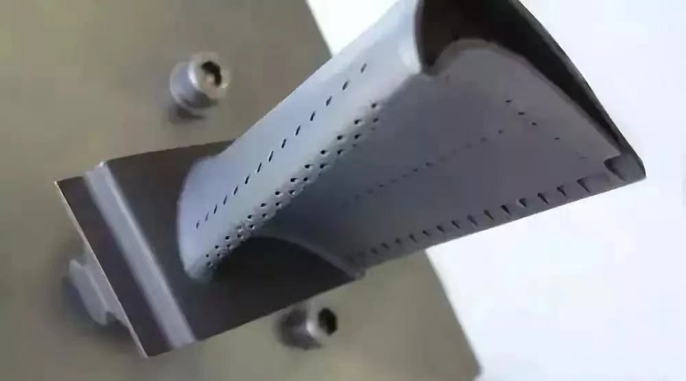 两机叶片丨涨姿势了，原来航空发动机的核心热端涡轮叶片是这样加工的